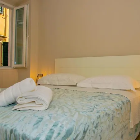 Corfu Old Town Gregory Corfu (city)